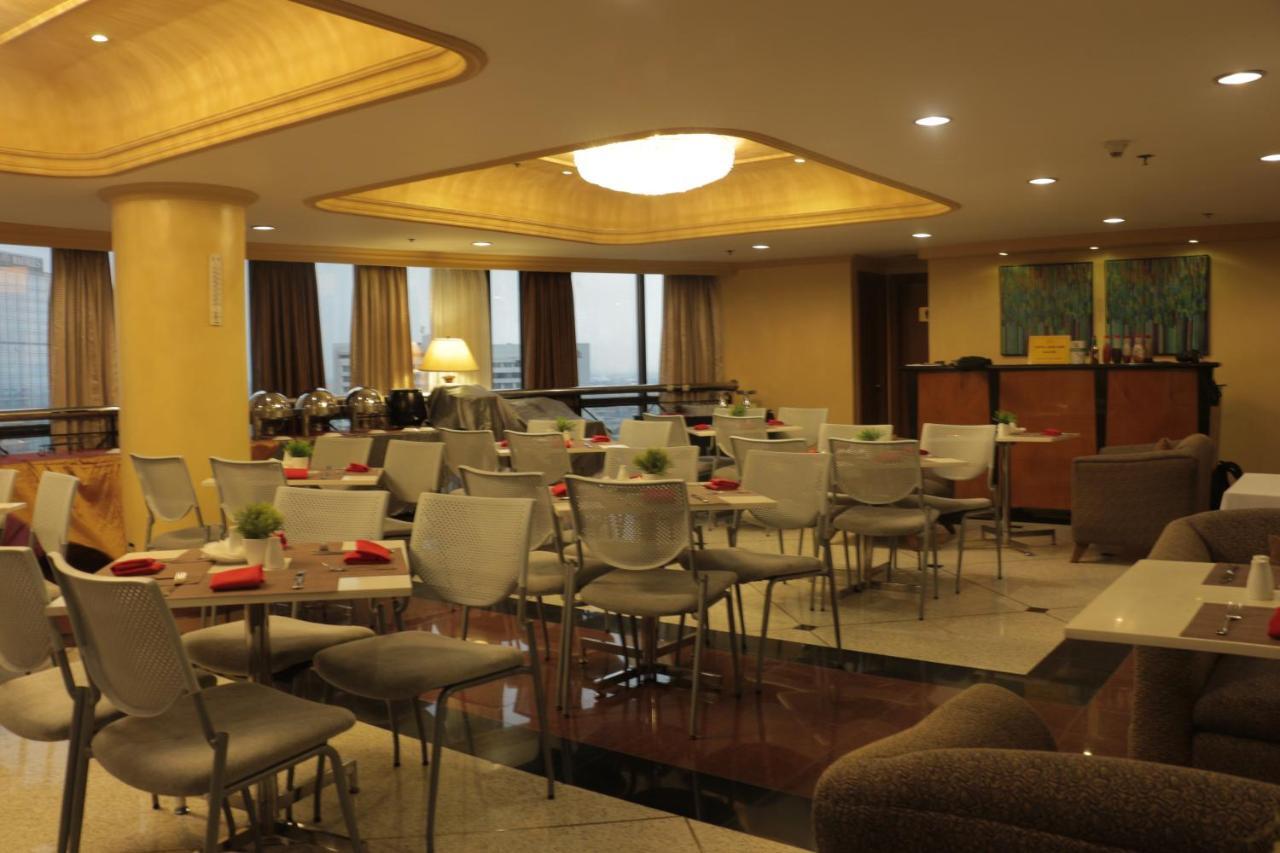 Prince Plaza II Condotel Макати Экстерьер фото